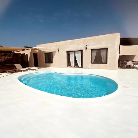Villa La De Pinos